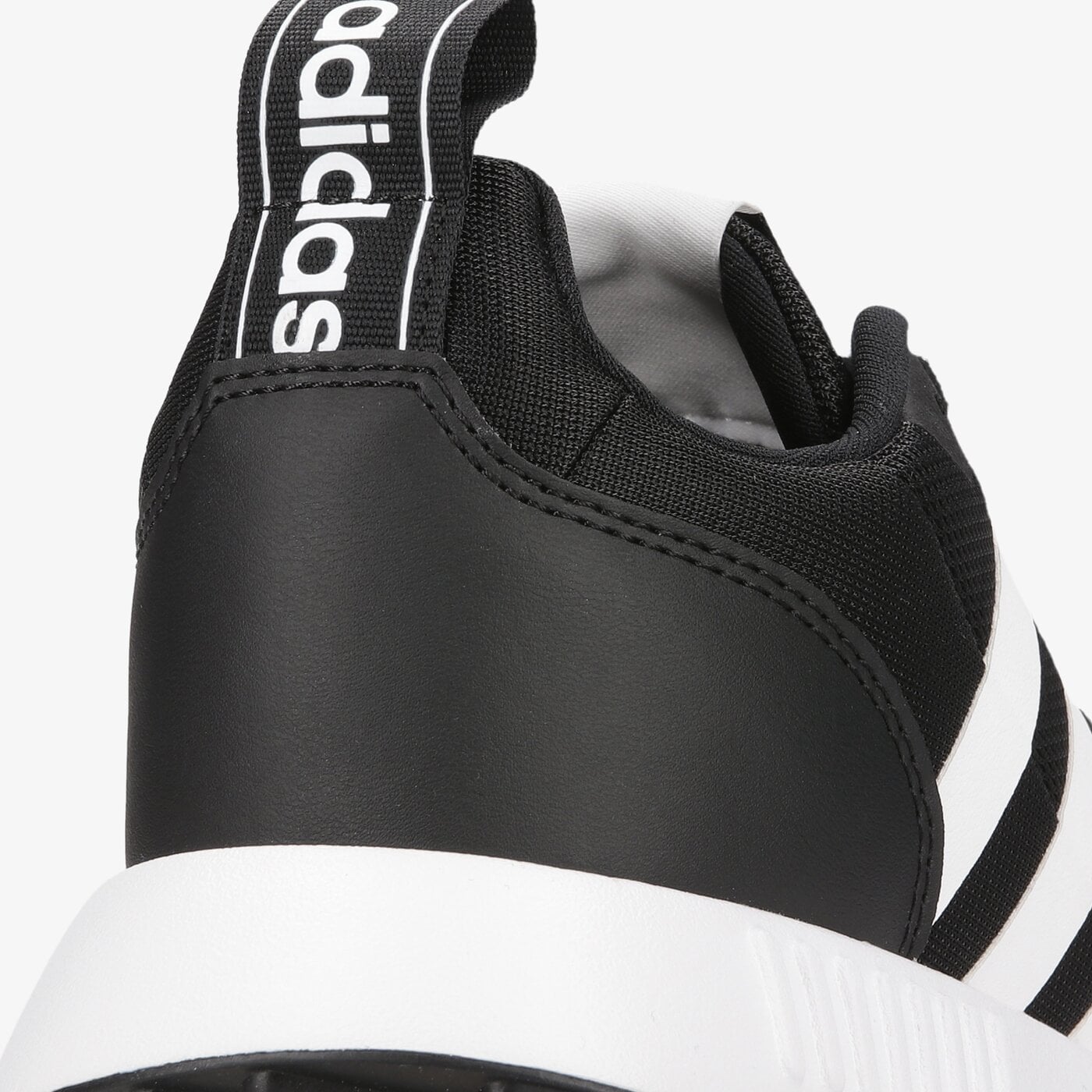 Детски маратонки ADIDAS MULTIX J g55537 цвят черен