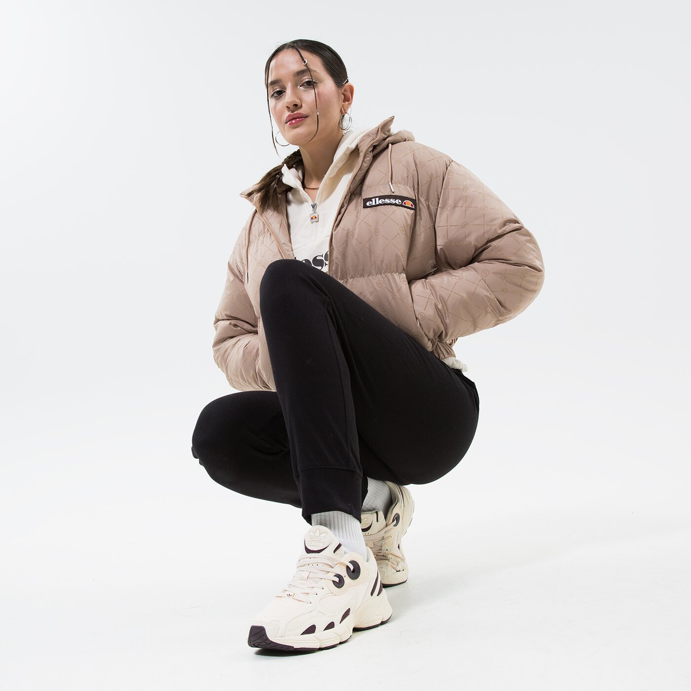 Дамски суичър ELLESSE ПОЛАР NAVU OH JACKET OFF WHT sgk12175904 цвят бежов