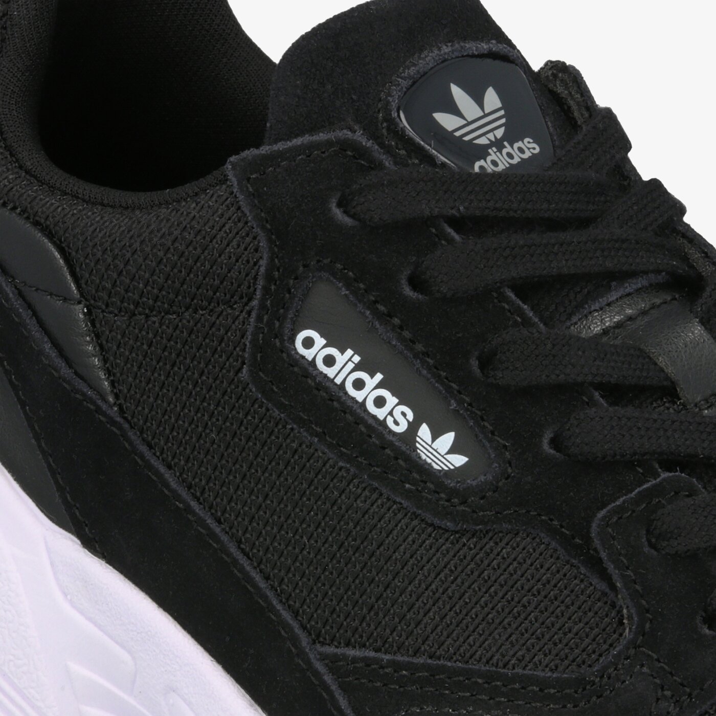 Дамски маратонки ADIDAS FALCON W b28129 цвят черен