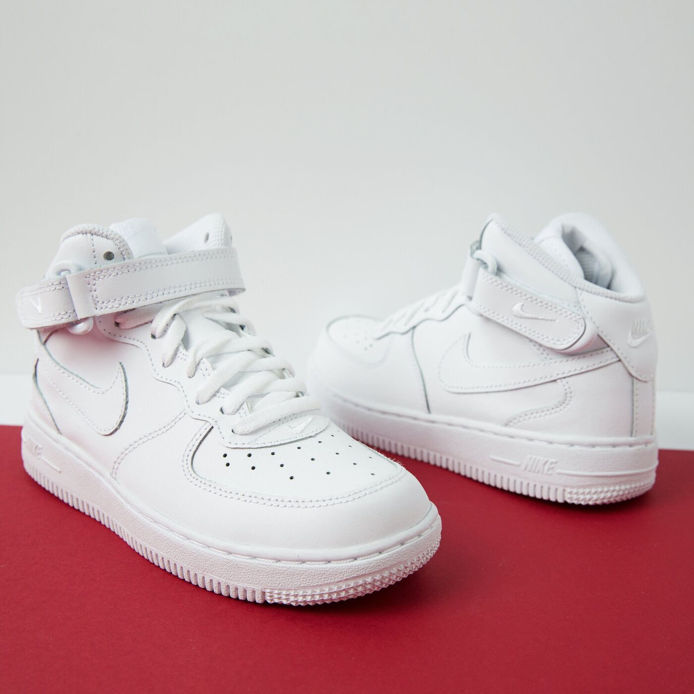 Детски маратонки NIKE FORCE 1 MID (PS) 314196-113 цвят бял