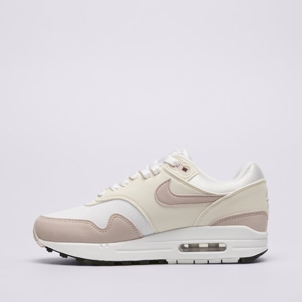 Дамски маратонки NIKE AIR MAX 1 dz2628-106 цвят бежов