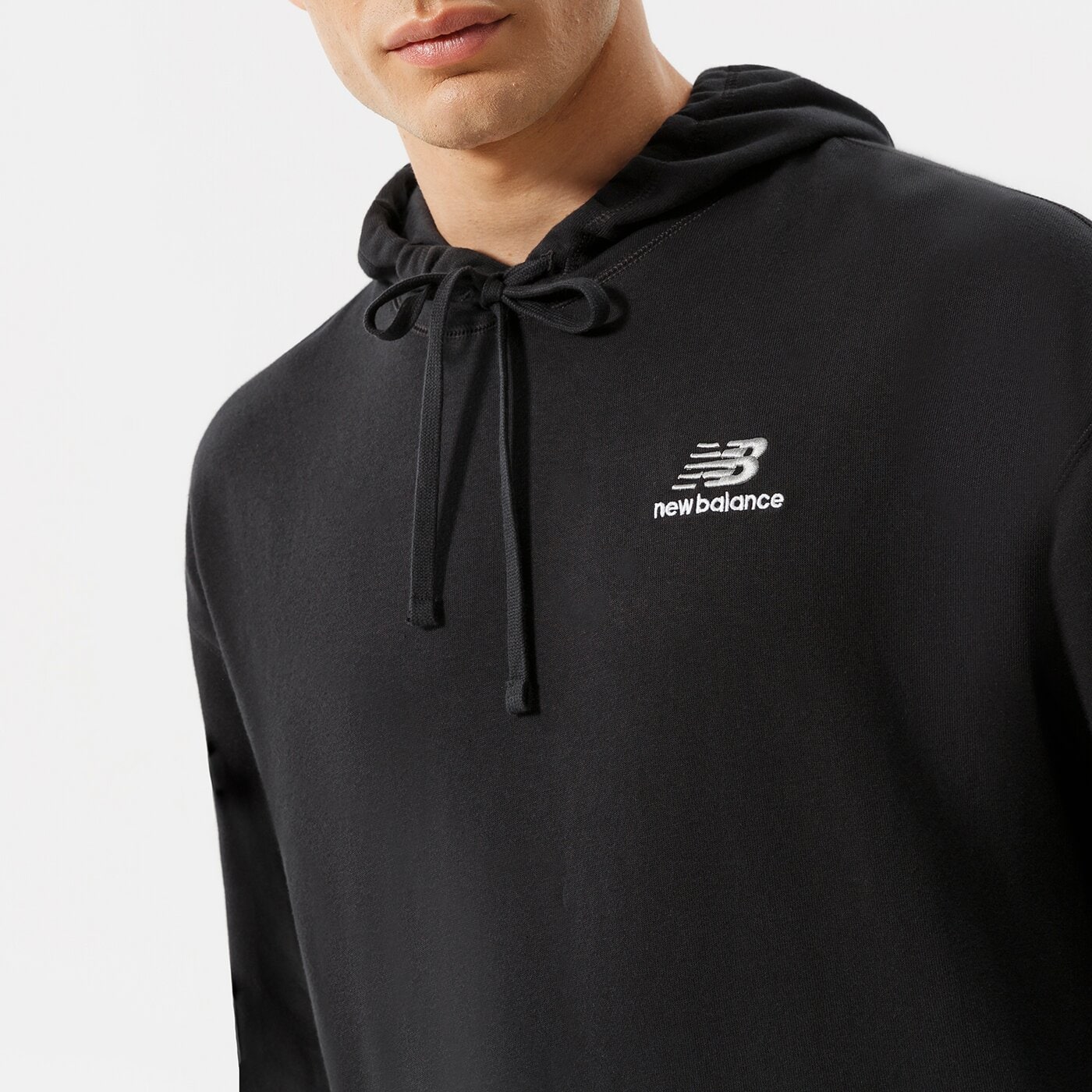 Мъжки суичър NEW BALANCE СУИТЧЪР С КАЧУЛКА NB ESSENTIALS UNI-SSENTIALS PO ut21500bk цвят черен