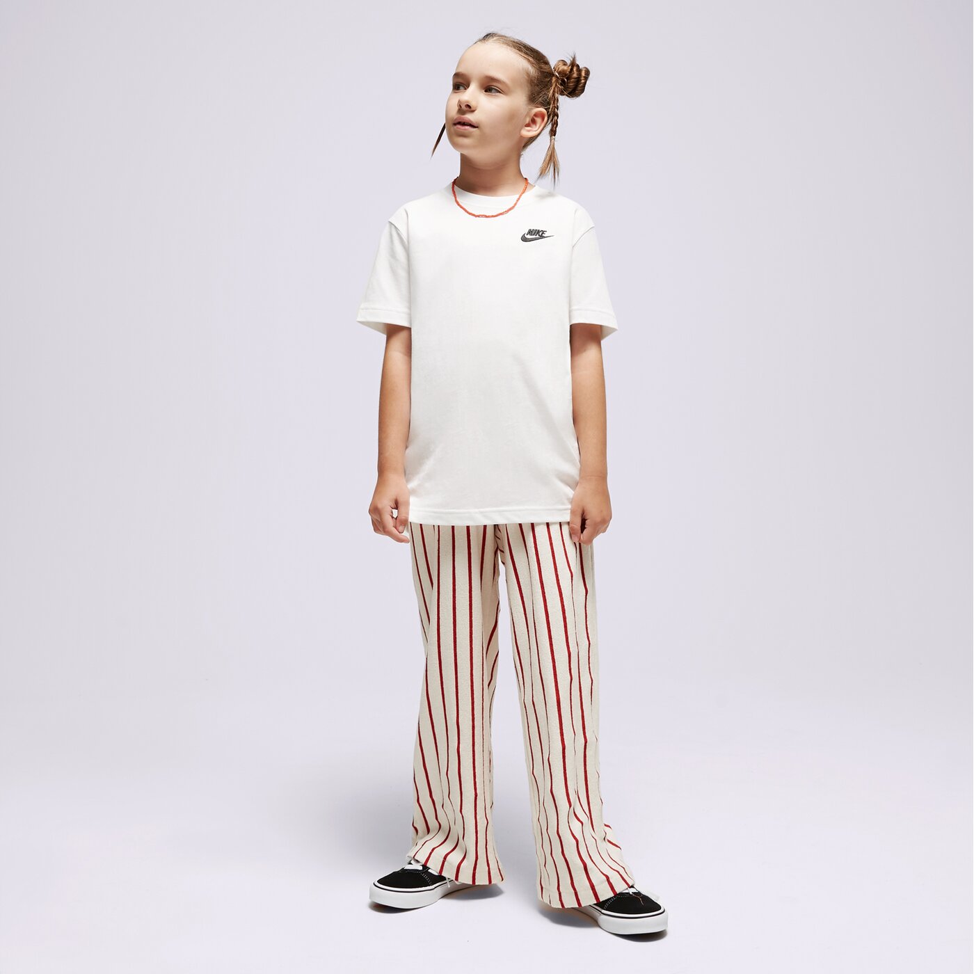 Детска тениска NIKE ТЕНИСКА G NSW TEE CLUB SS GIRL fd0927-100 цвят бял