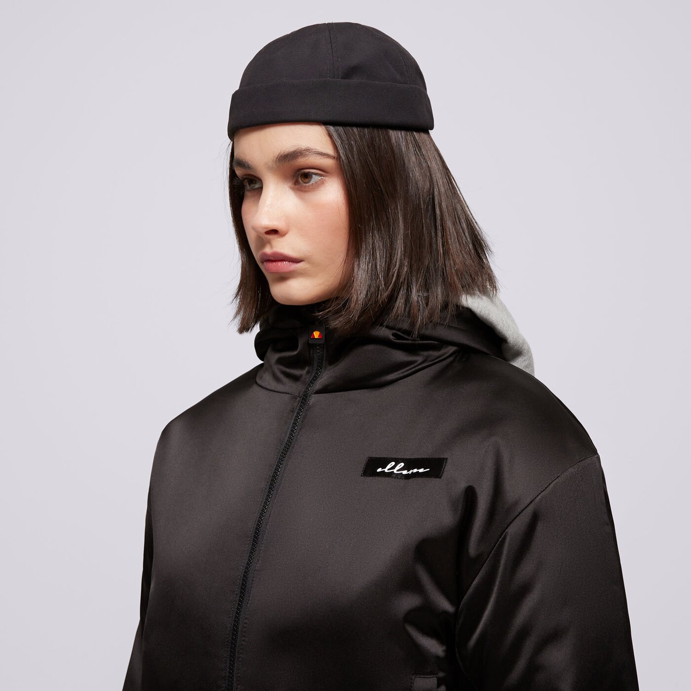Дамско зимно яке ELLESSE ЯКЕ JOANARA PADDED JACKET BLK sgp15961011 цвят черен