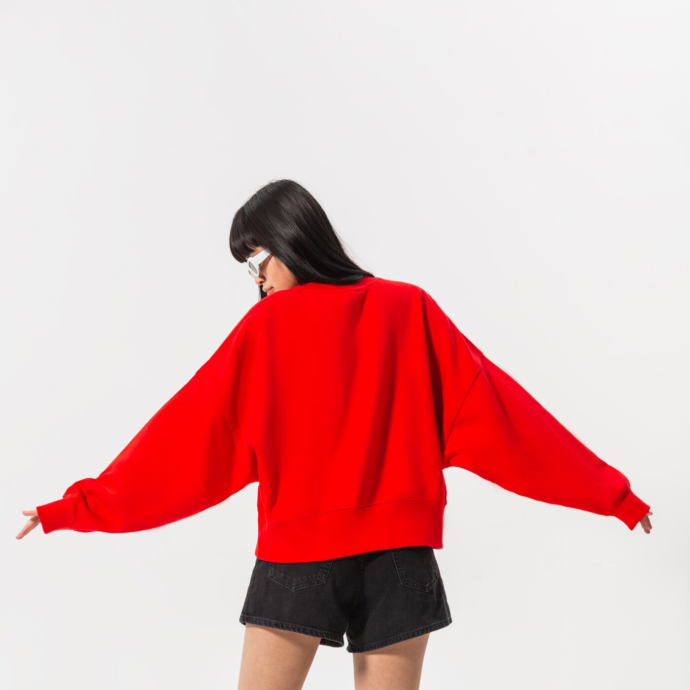 Дамски суичър ADIDAS СУИТЧЪР SWEATSHIRT hf7479 цвят червен