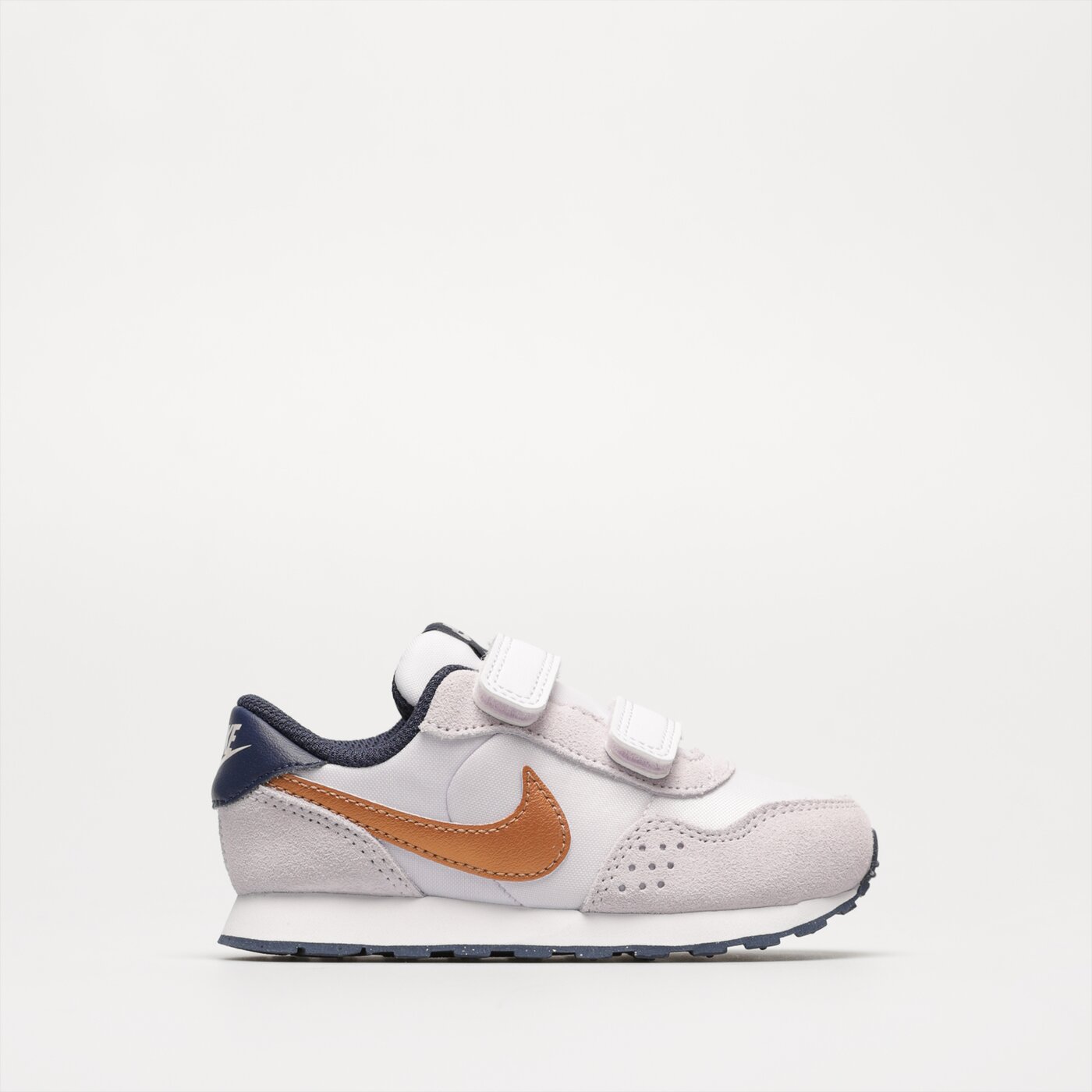 Детски маратонки NIKE MD VALIANT  cn8560-501 цвят бял