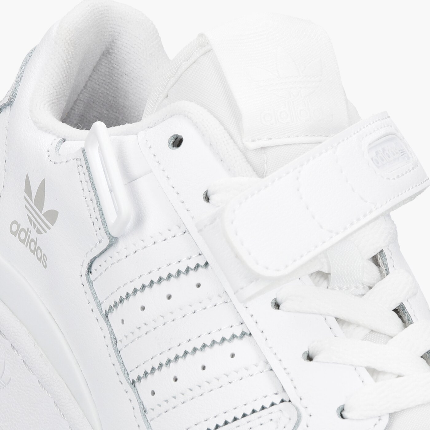 Детски маратонки ADIDAS FORUM LOW J fy7973 цвят бял