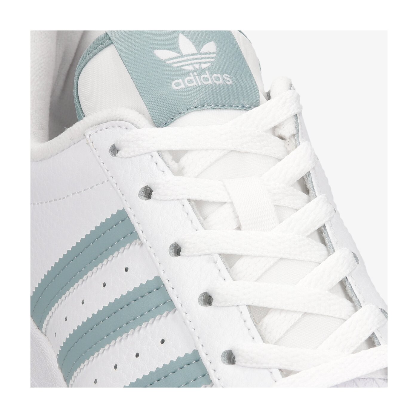 Дамски маратонки ADIDAS SUPERSTAR  gy0977 цвят бял