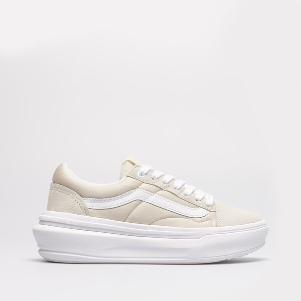 Дамски маратонки VANS UA OLD SKOOL OVERT CC vn0a7q5e1nf1 цвят бежов