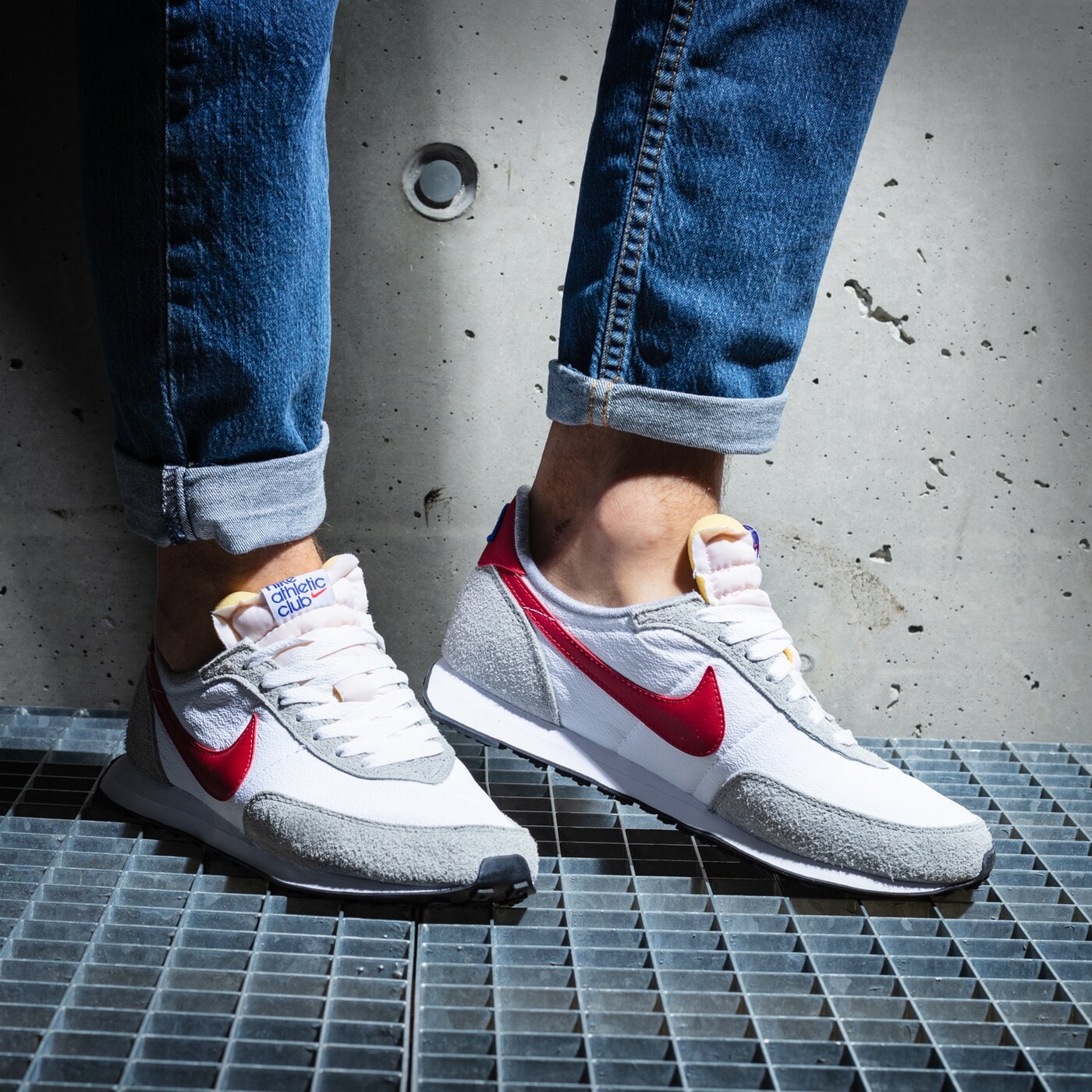 Мъжки маратонки NIKE WAFFLE TRAINER 2 dj6054-101 цвят сив