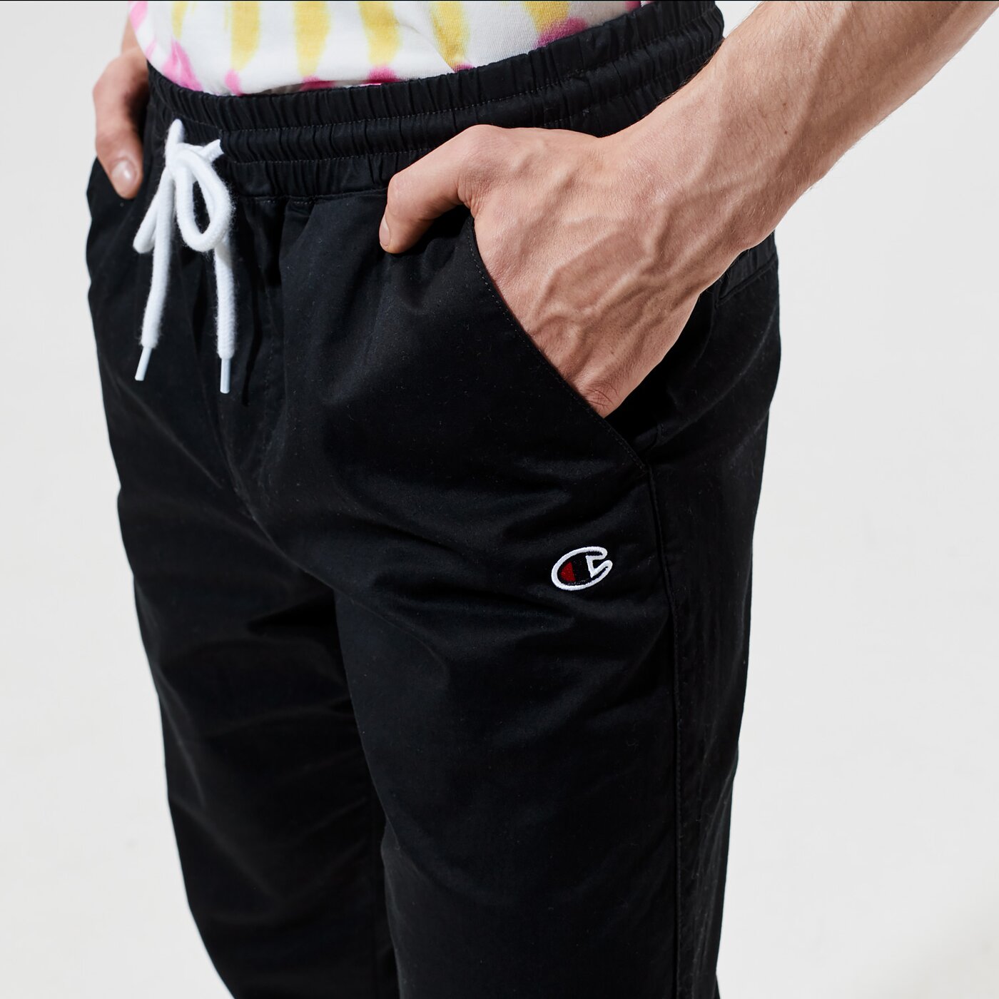 Мъжки панталони CHAMPION ПАНТАЛОНИ ELASTIC CUFF PANTS 214366kk001 цвят черен