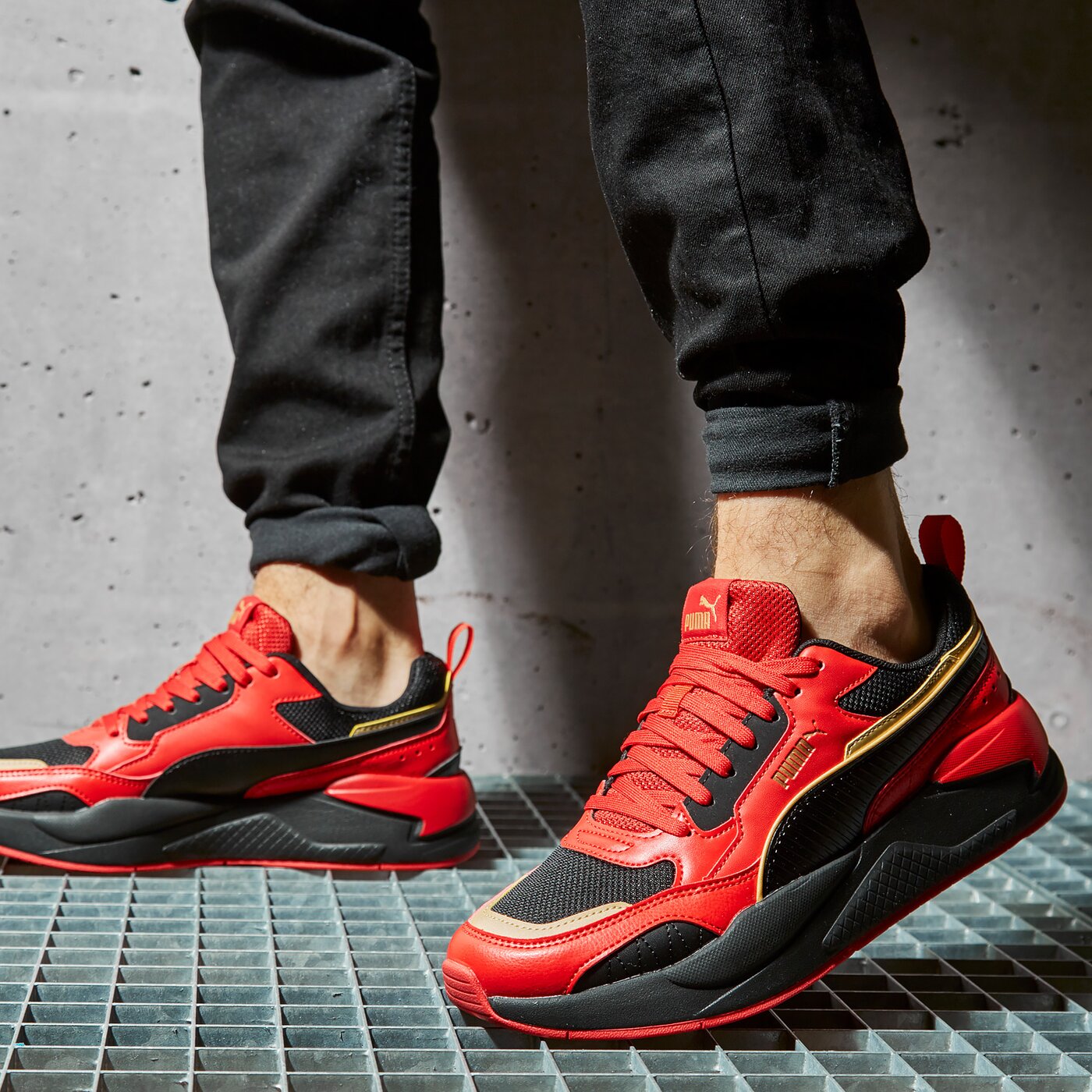 Мъжки маратонки PUMA X-RAY 2 SQUARE 37310816 цвят червен