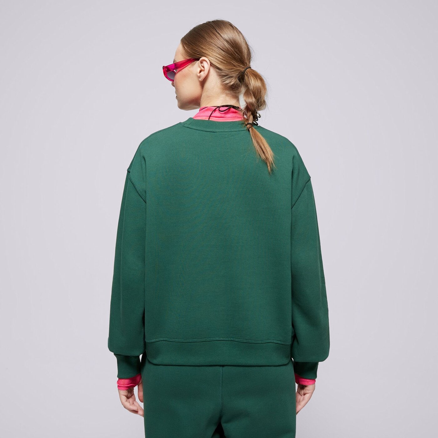 Дамски суичър NEW BALANCE СУИТЧЪР ATHLETICS FRENCH TERRY CREW wt41500nwg цвят зелен