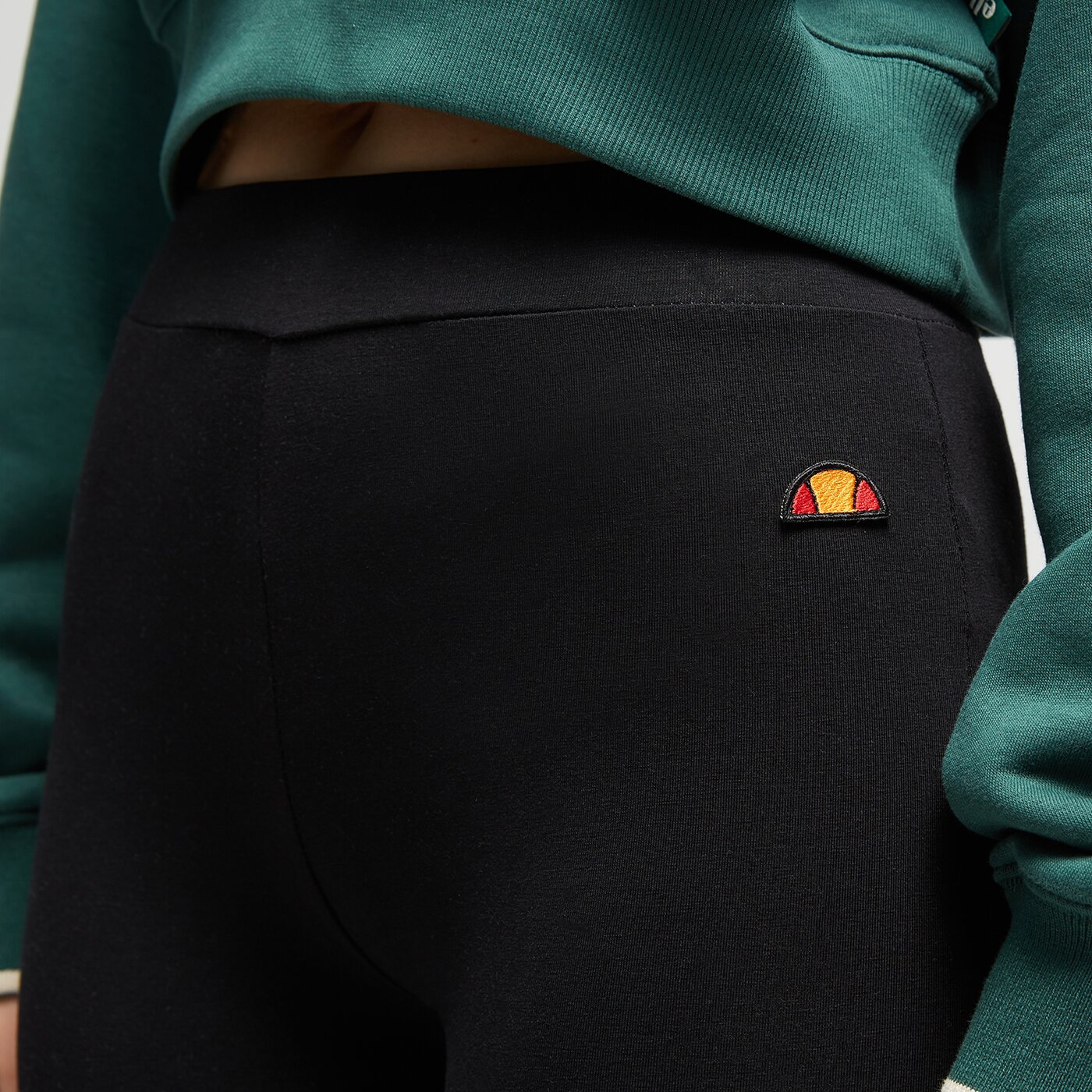 Дамски панталони ELLESSE КЛИН DEBORA LEGGING BLK sgt19155011 цвят черен