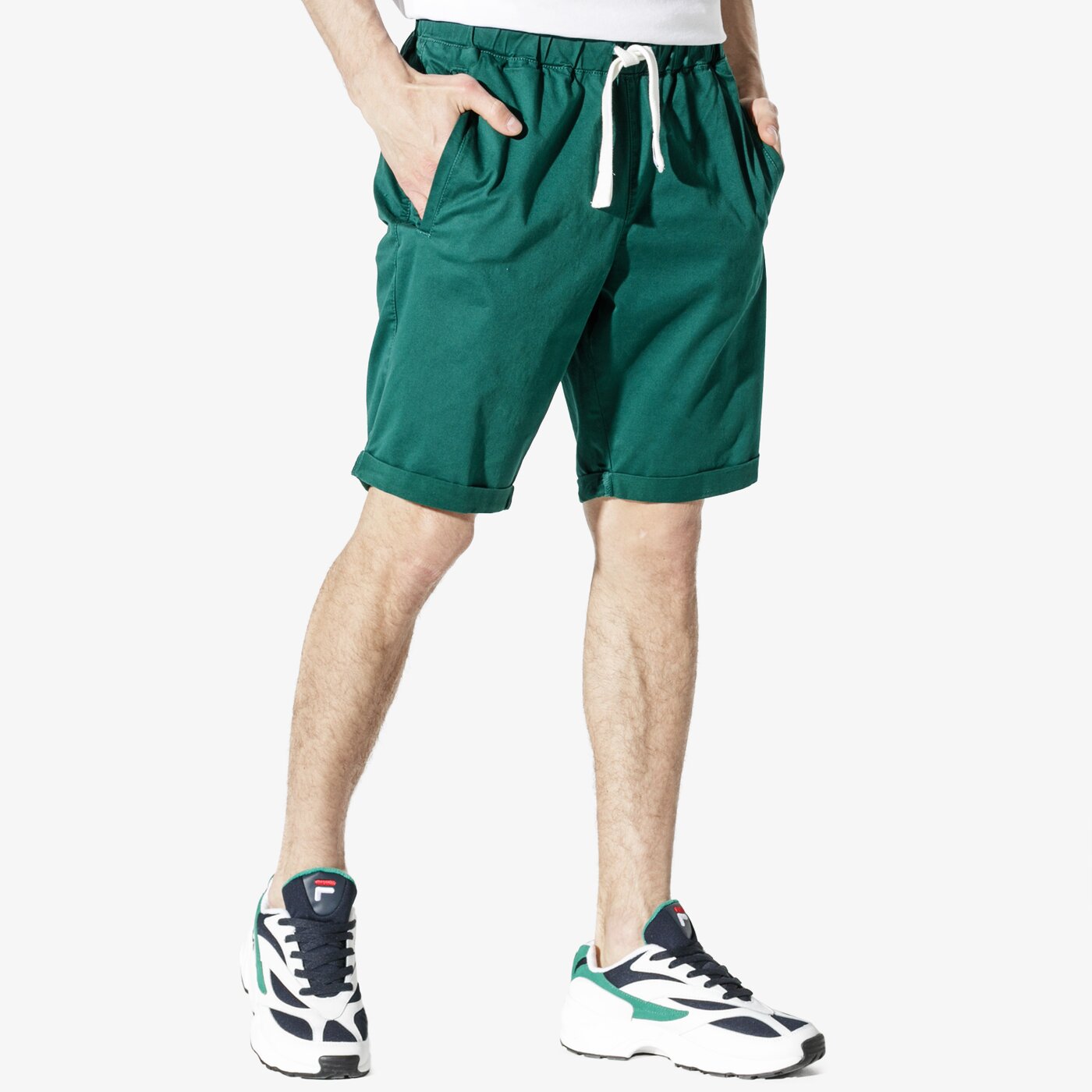 Мъжки къси панталони CONFRONT ШОРТИ CNF BASIC SHORTS cf19szm32003 цвят зелен