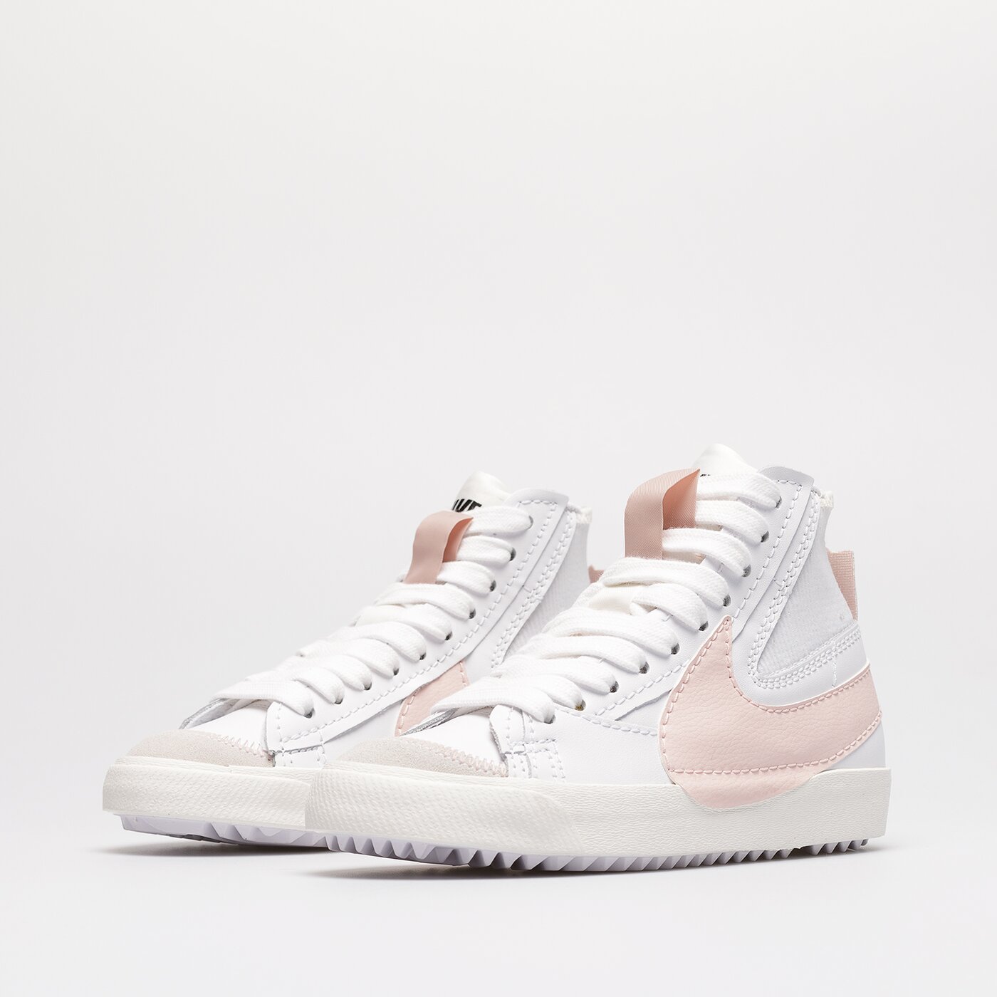 Дамски маратонки NIKE BLAZER 77 JUMBO dq1471-101 цвят бял