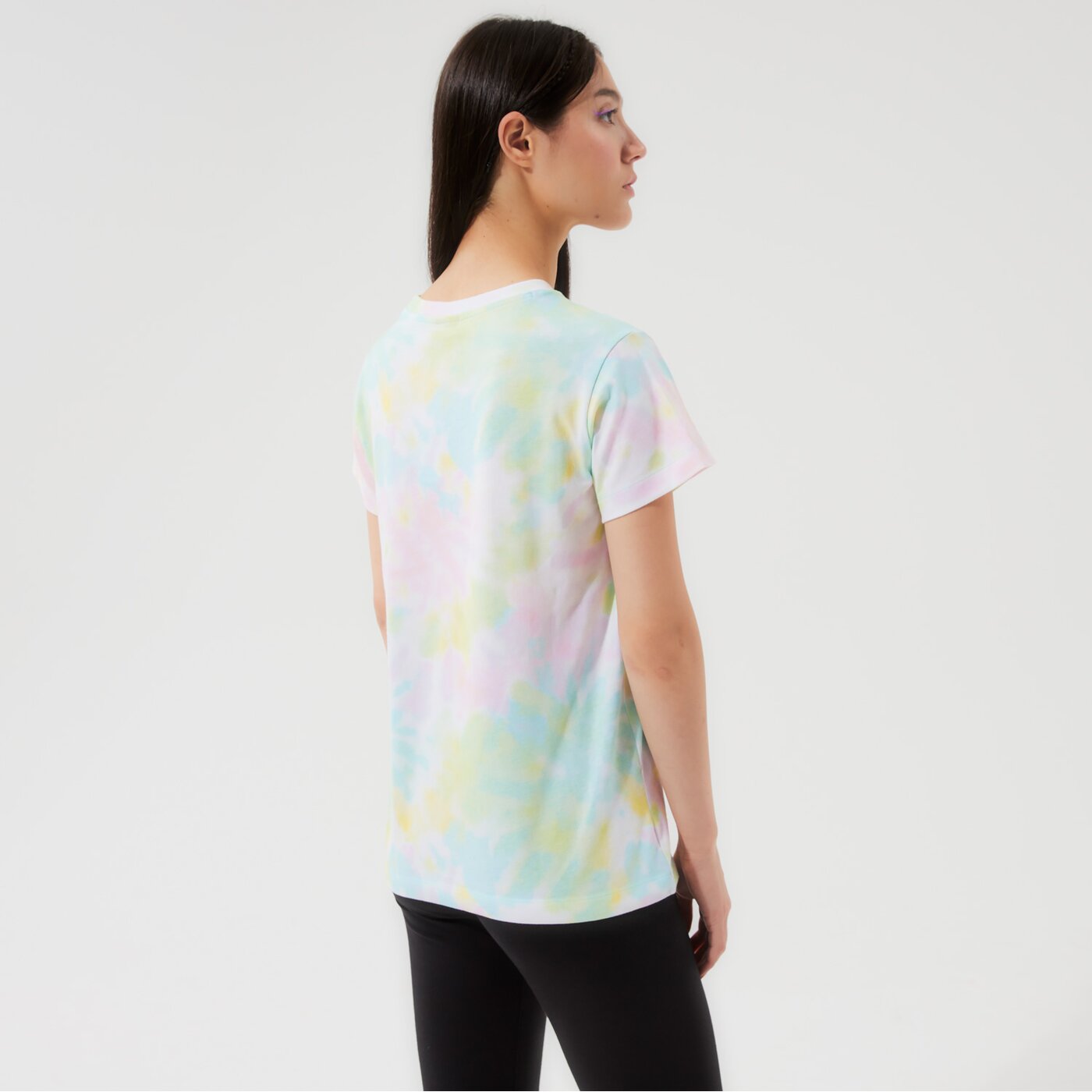 Дамска тениска CHAMPION ТЕНИСКА CREWNECK ТЕНИСКА 113939wl002 цвят многоцветен