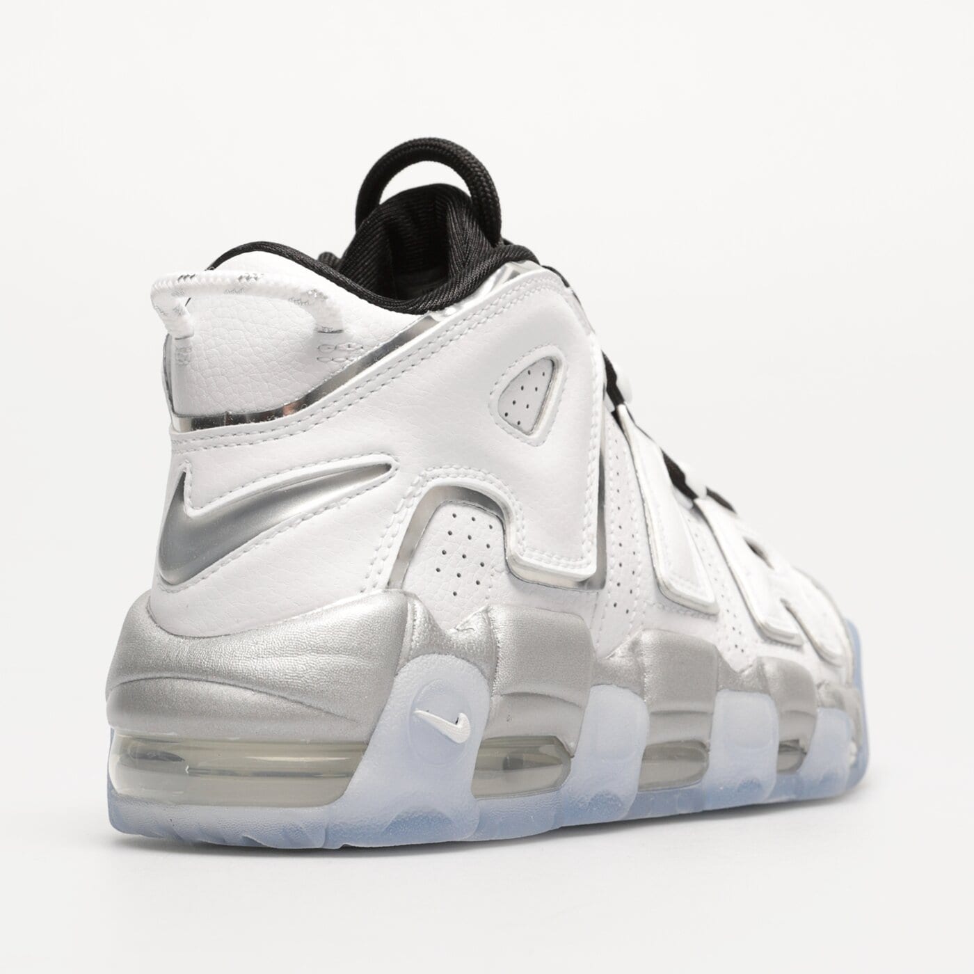 Дамски маратонки NIKE W AIR MORE UPTEMPO SE dv7408-100 цвят бял