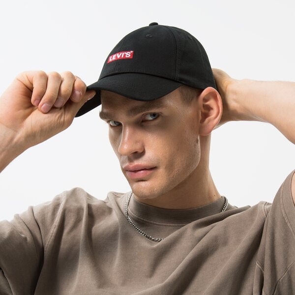 Дамска шапка с козирка LEVI'S ШАПКА CAP - BABY TAB LOGO d6250-0001 цвят черен