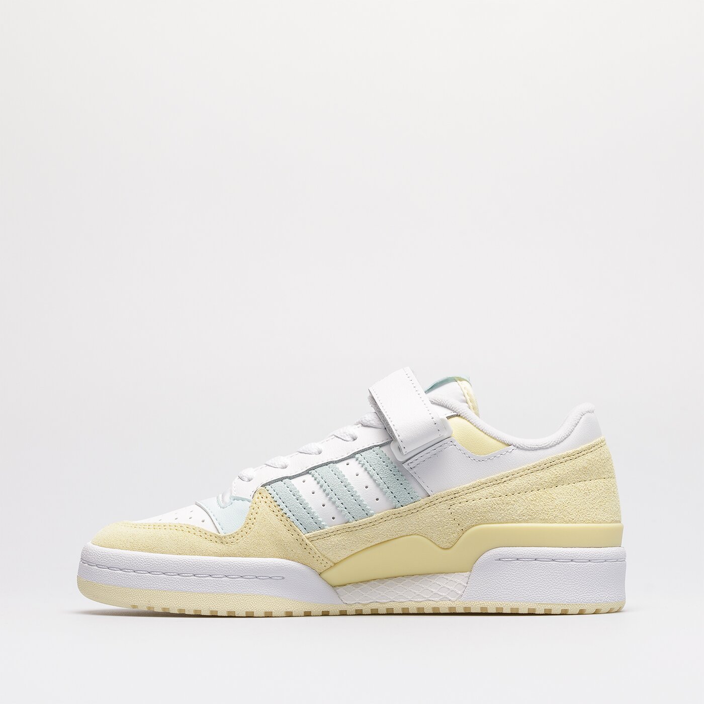 Дамски маратонки ADIDAS FORUM LOW gx7075 цвят жълт