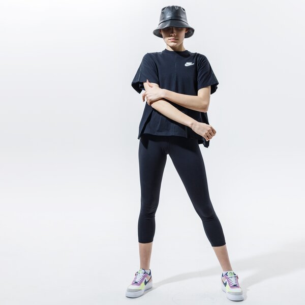 Дамска тениска NIKE ТЕНИСКА SPORTSWEAR cz8355-010 цвят черен