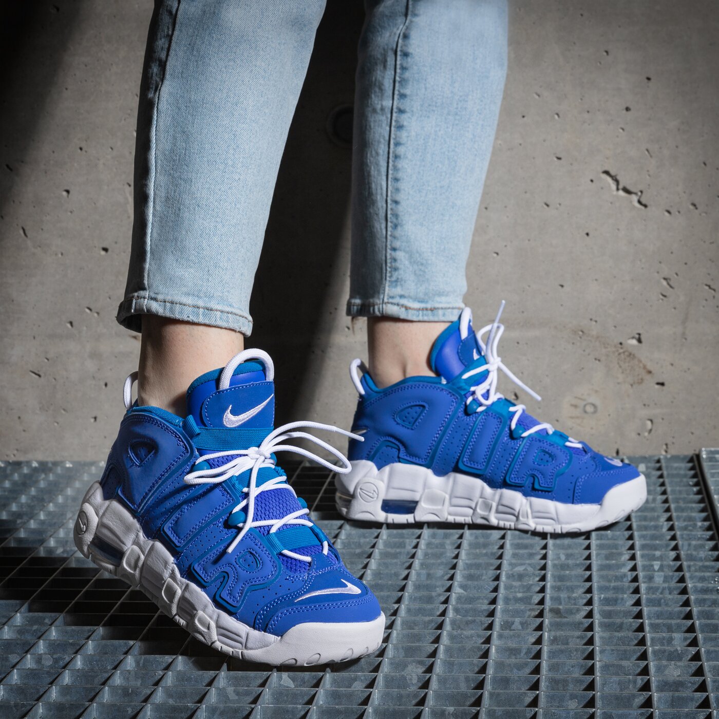 Детски маратонки NIKE AIR MORE UPTEMPO dm1023-400 цвят син