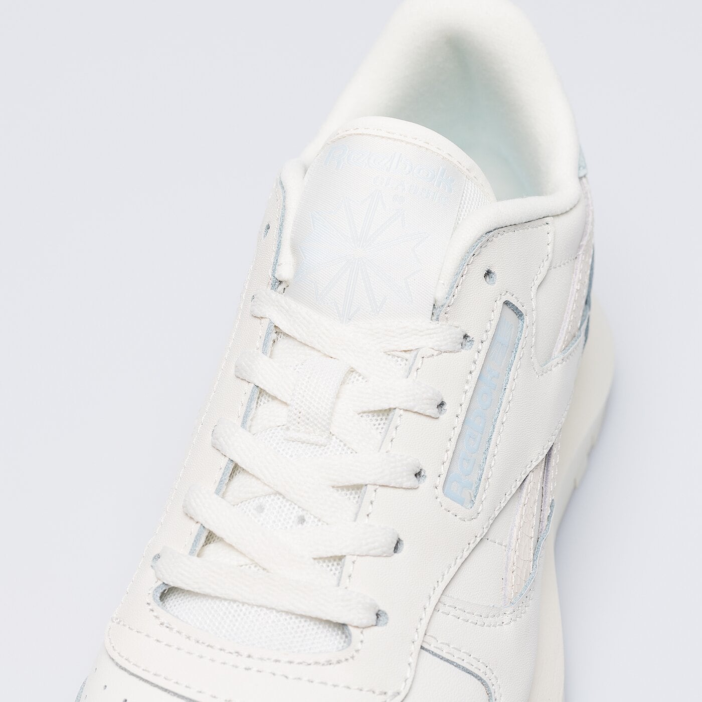 Дамски маратонки REEBOK CLASSIC LEATHER SP gx8690 цвят бял