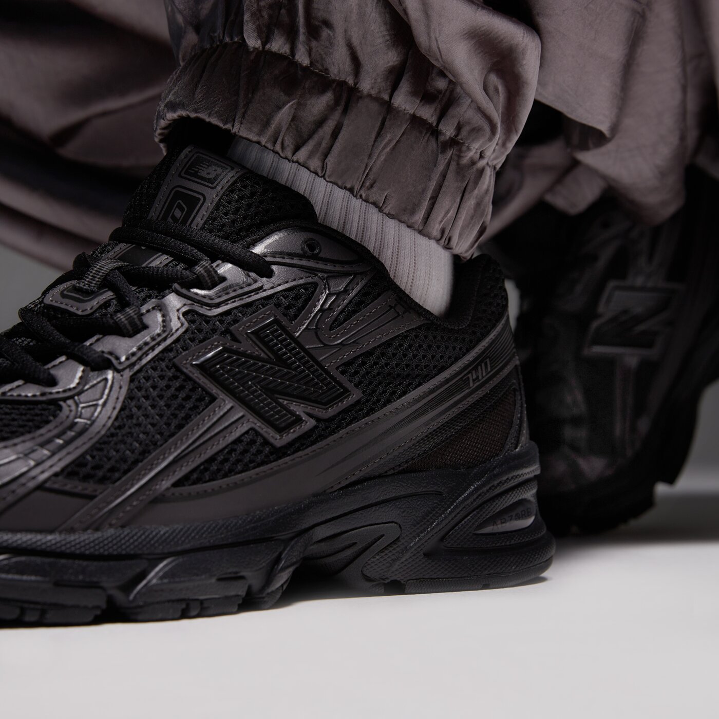 Мъжки маратонки NEW BALANCE U740 u740bo2 цвят черен