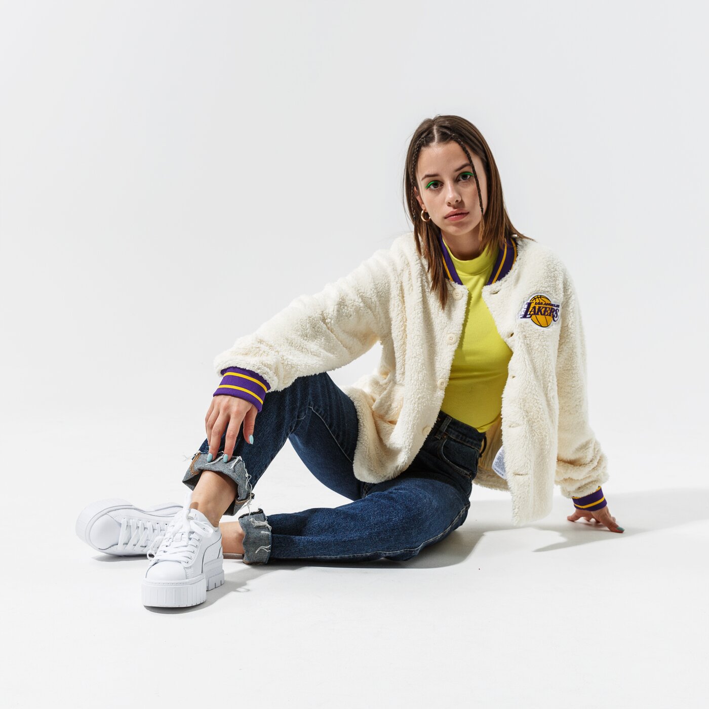 Дамско зимно яке NIKE ЯКЕ LAL W NK JKT CTS 75 NBA db1498-113 цвят бежов