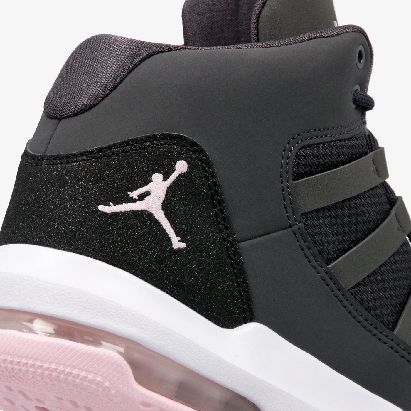 Детски маратонки JORDAN MAX AURA (GS) aq9249-060 цвят сив