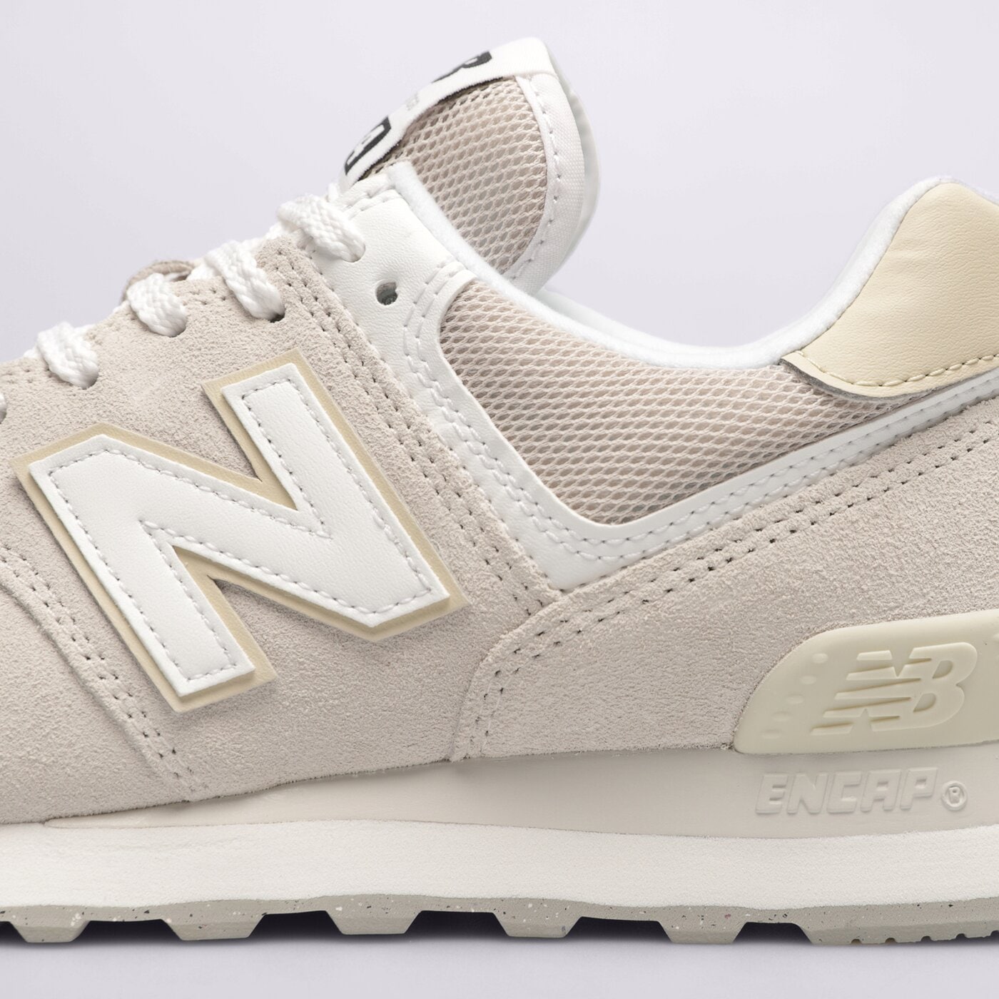 Дамски маратонки NEW BALANCE 574 u574fog цвят бежов