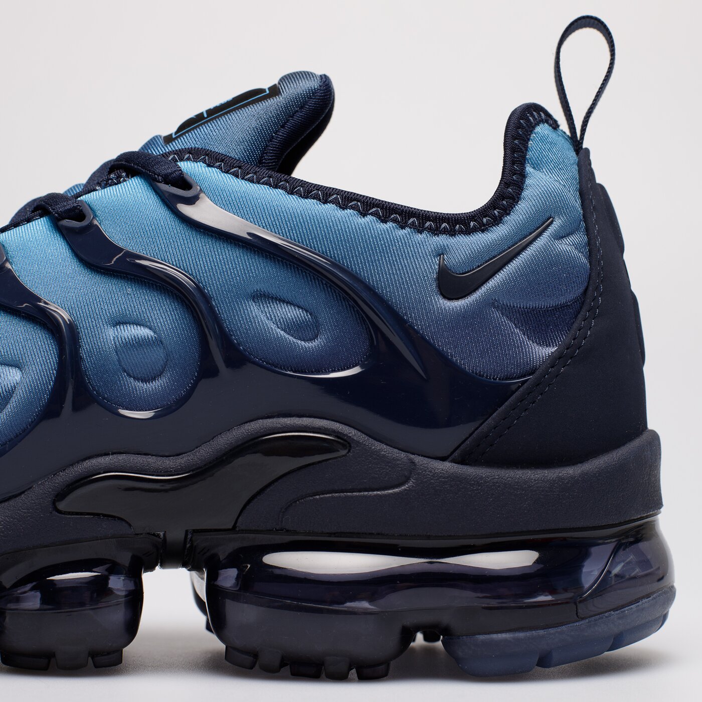 Мъжки маратонки NIKE AIR VAPORMAX PLUS 924453401 цвят син