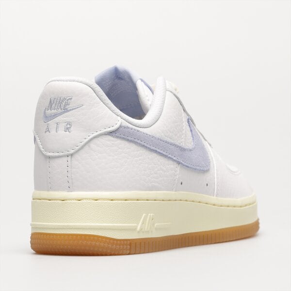 Дамски маратонки NIKE WMNS AIR FORCE 1 '07  fd9867-100 цвят бял