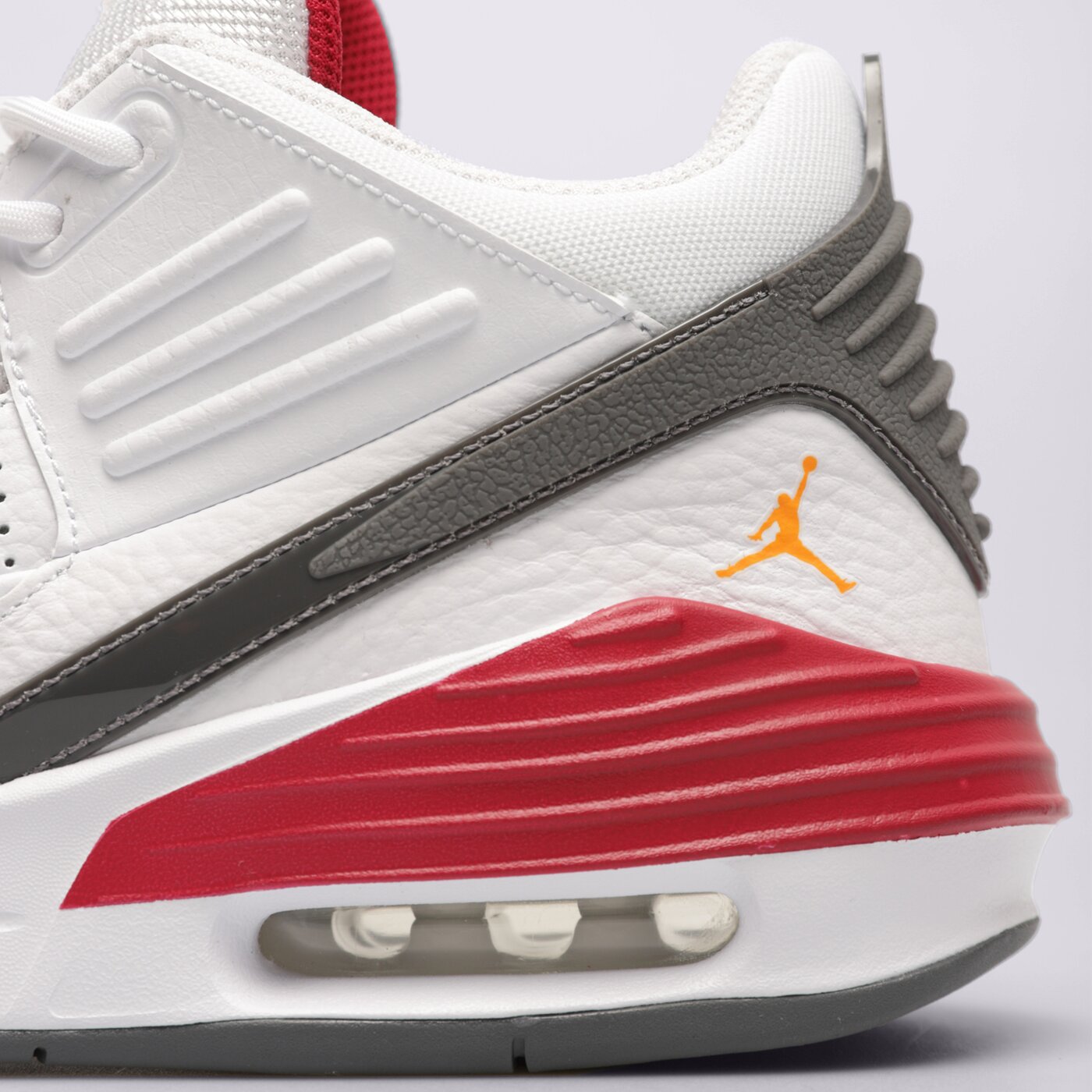 Мъжки маратонки JORDAN MAX AURA 5  dz4353-160 цвят бял