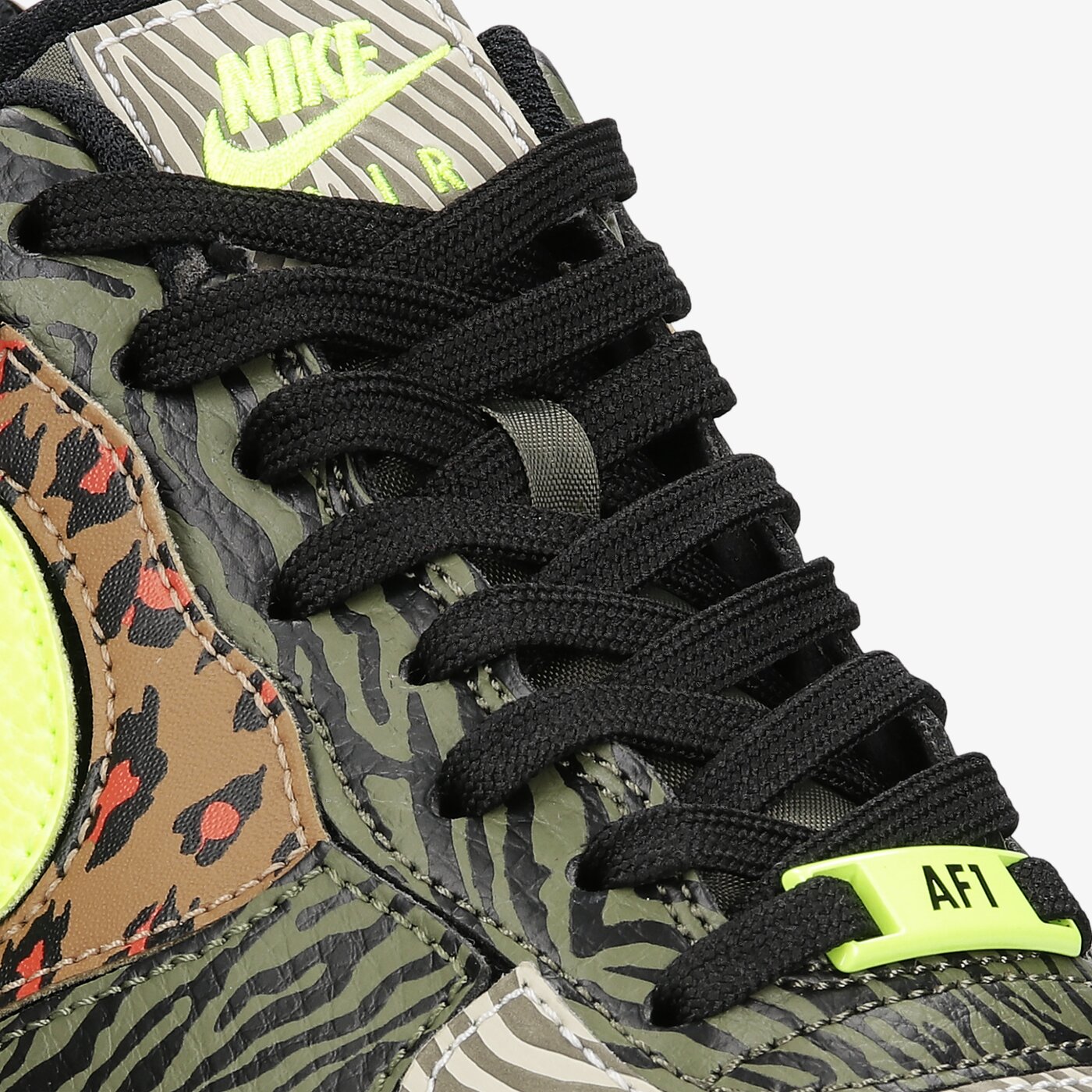 Мъжки маратонки NIKE AF1/1 dm5329-200 цвят зелен