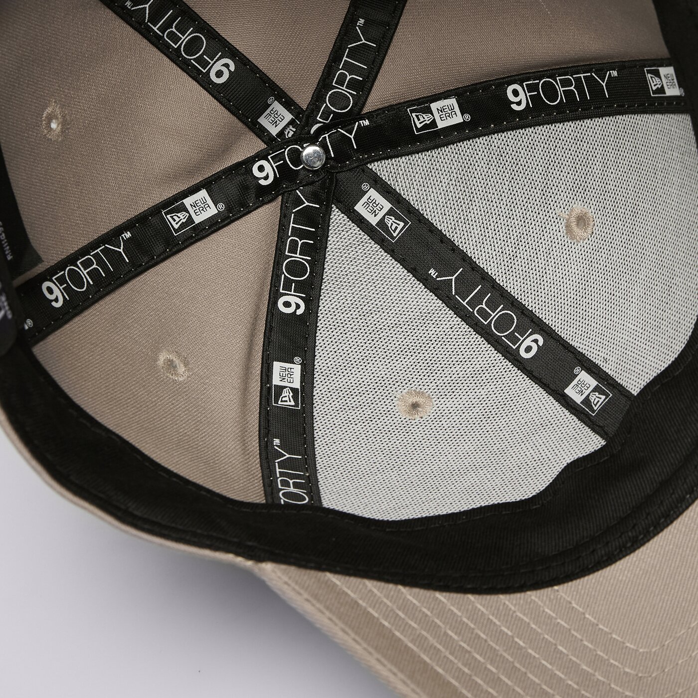 Мъжка шапка с козирка NEW ERA ШАПКА LE 940 NYY NEW YORK YANKEES 60471457 цвят бежов