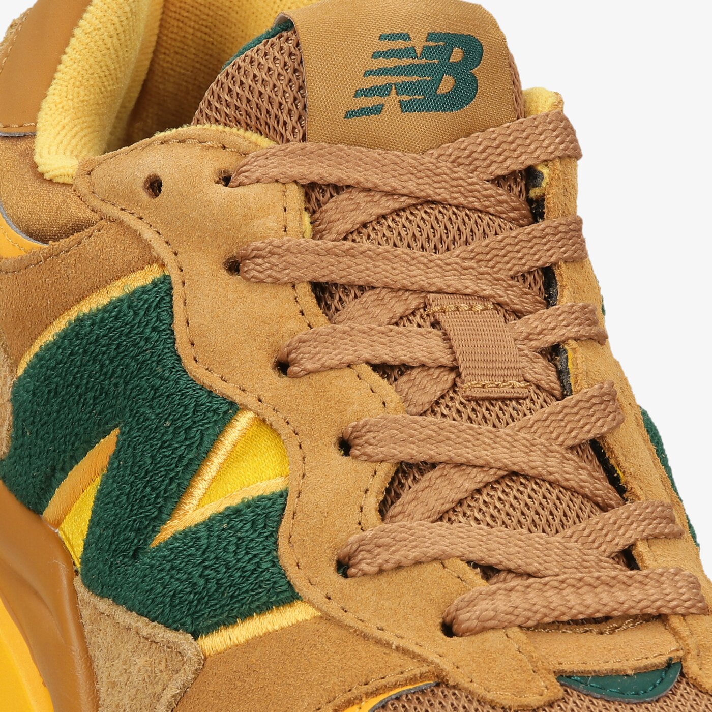 Мъжки маратонки NEW BALANCE 5740  m5740wt1 цвят кафяв