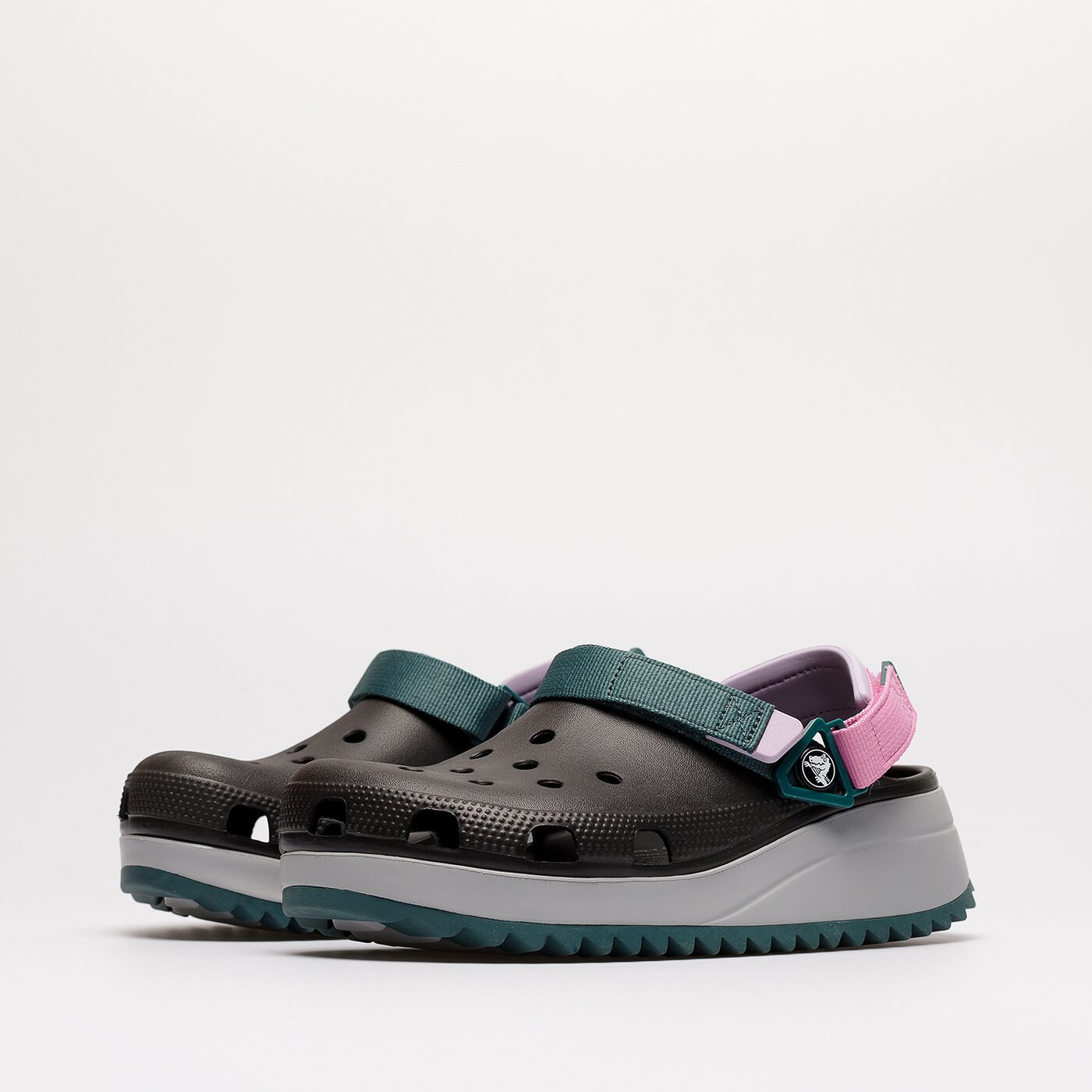 Дамски чехли и сандали CROCS CLASSIC HIKER 206772-988 цвят черен