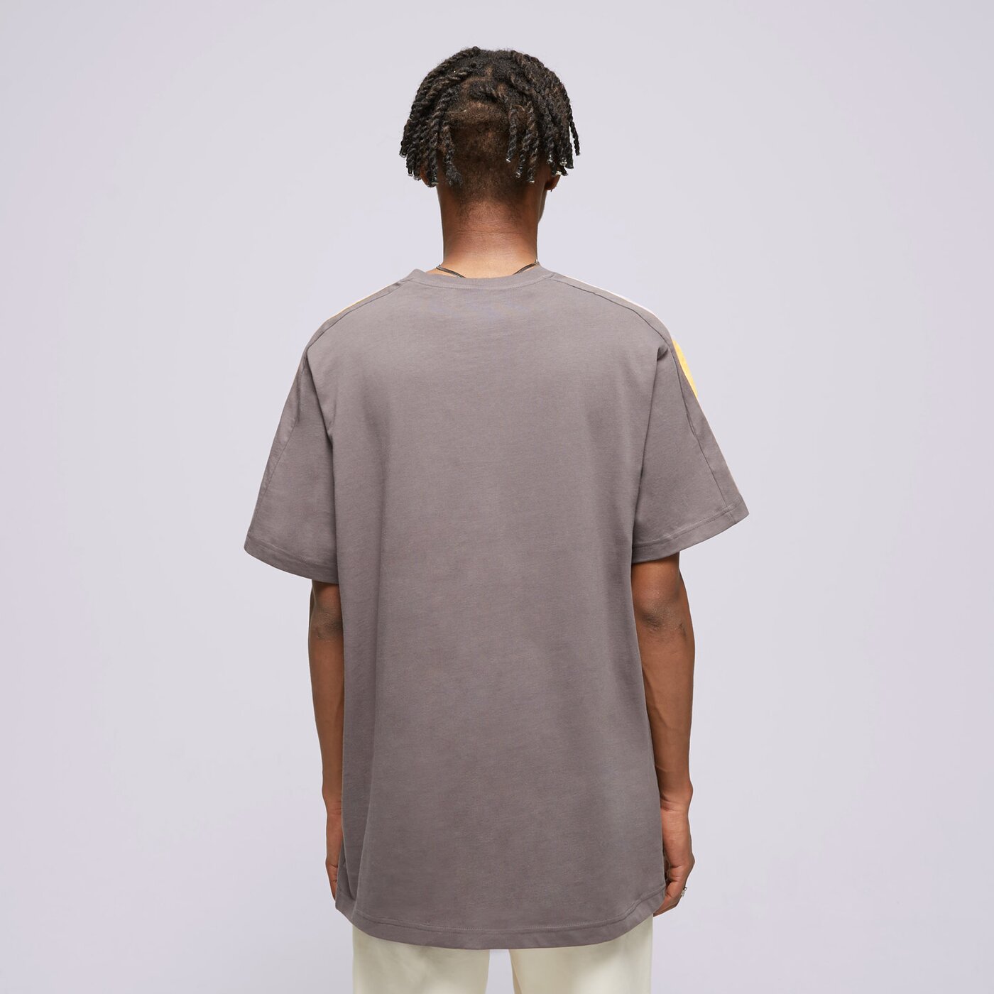 Мъжка тениска ADIDAS ТЕНИСКА SS M 3S SJ T is1334 цвят кафяв