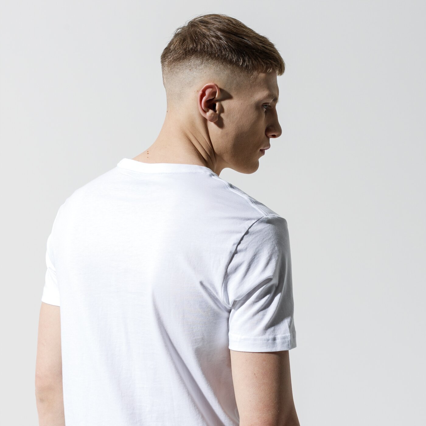 Мъжка тениска PUMA ТЕНИСКА ESS SMALL LOGO TEE 85174122 цвят бял