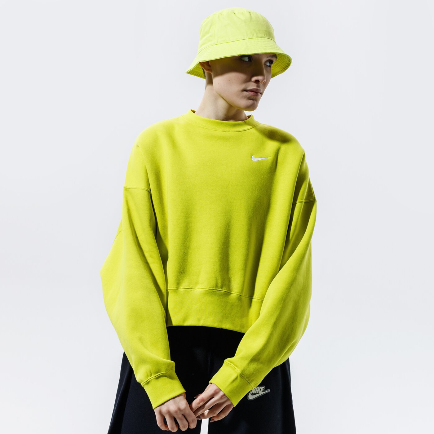 Дамски суичър NIKE СУИТЧЪР SPORTSWEAR ESSENTIALS ck0168-344 цвят жълт