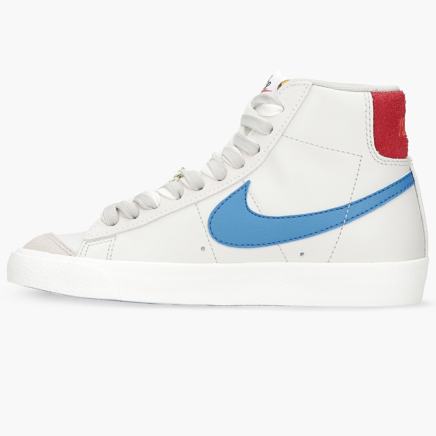 Дамски маратонки NIKE BLAZER MID '77 SE dh6757-001 цвят бежов