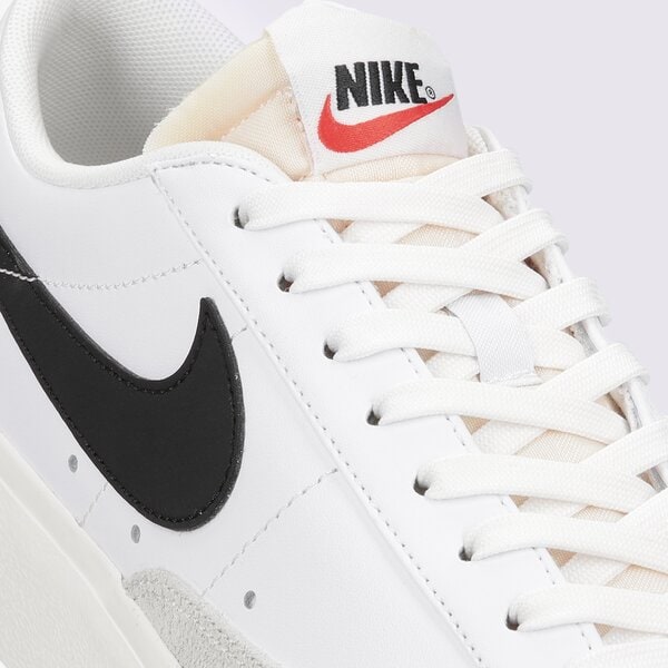 Дамски маратонки NIKE BLAZER LOW PLATFORM  dj0292-101 цвят бял