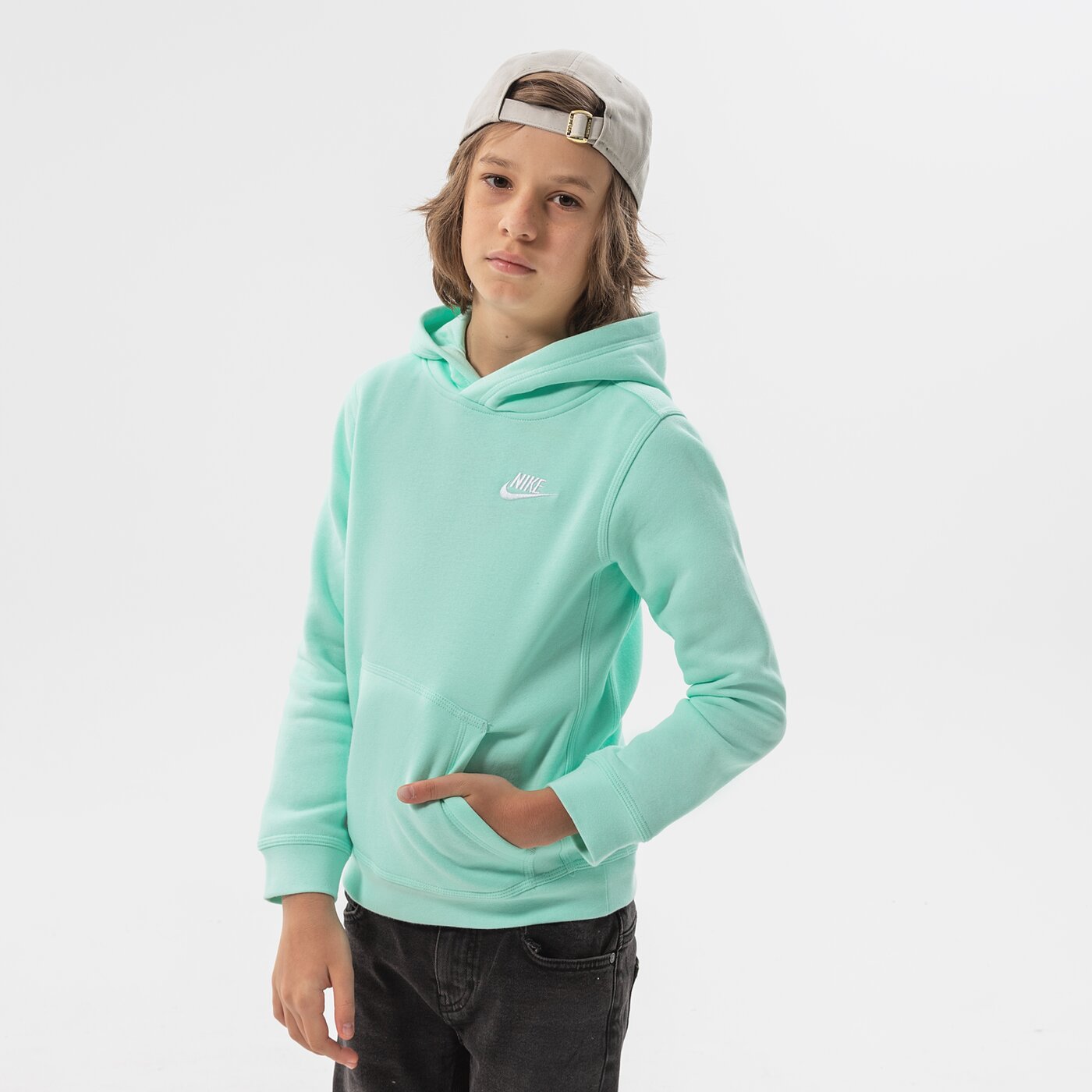 Детски суичър NIKE СУИТЧЪР С КАЧУЛКА NIKE SPORTSWEAR CLUB BOY bv3757-379 цвят зелен