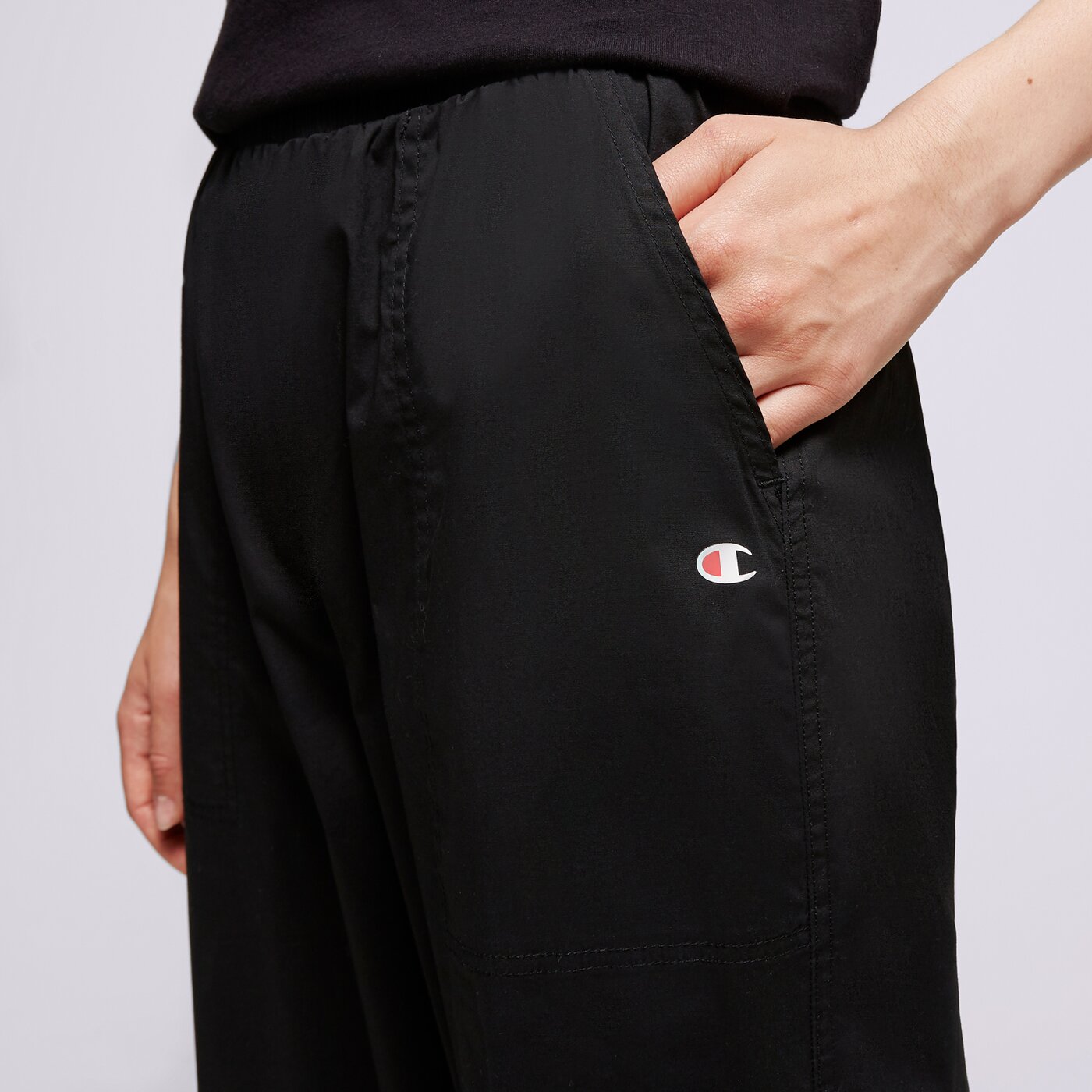 Дамски панталони CHAMPION ПАНТАЛОНИ ELASTIC CUFF PANTS 116102kk001 цвят черен