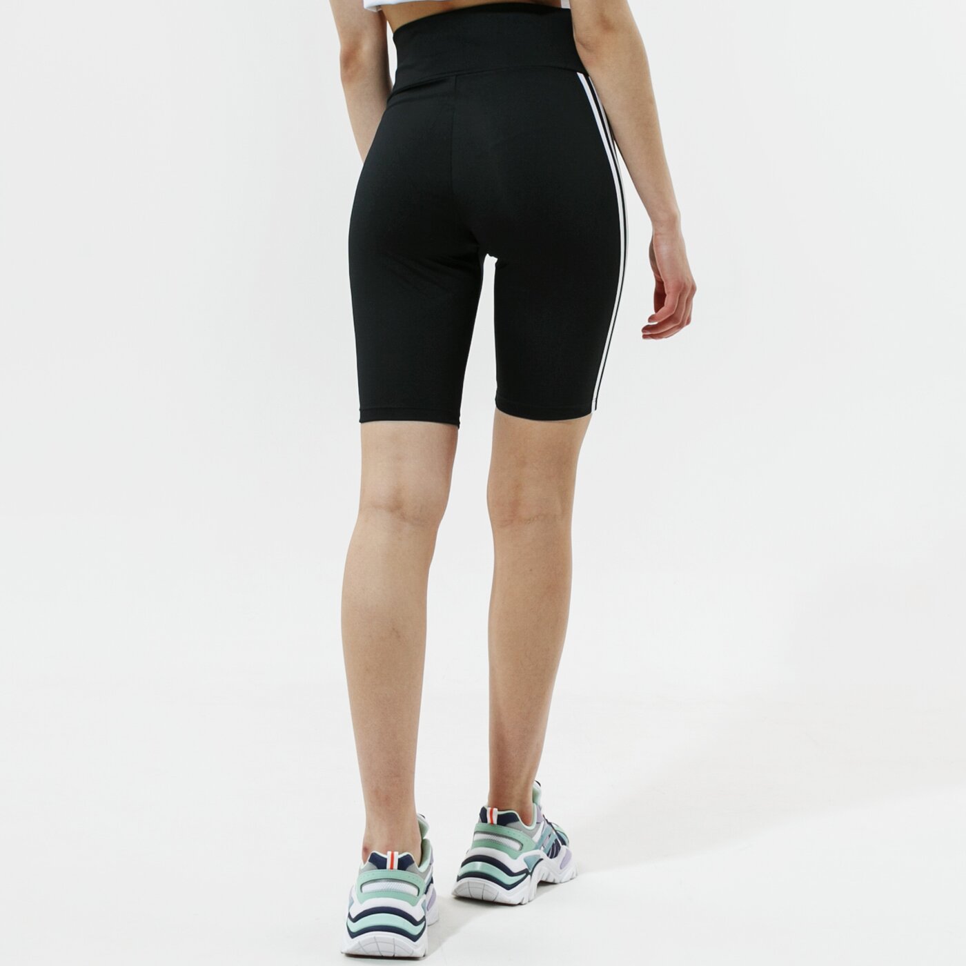 Дамски къси панталони ADIDAS ШОРТИ HW SHORT TIGHTS #gn2842 цвят черен
