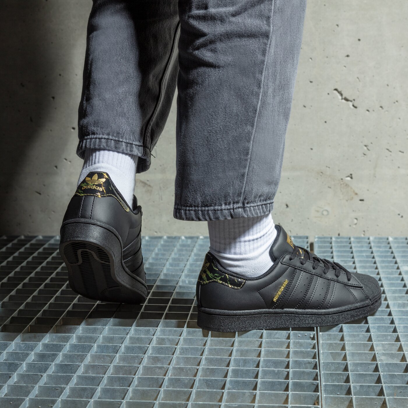 Детски маратонки ADIDAS SUPERSTARJ h03992 цвят черен