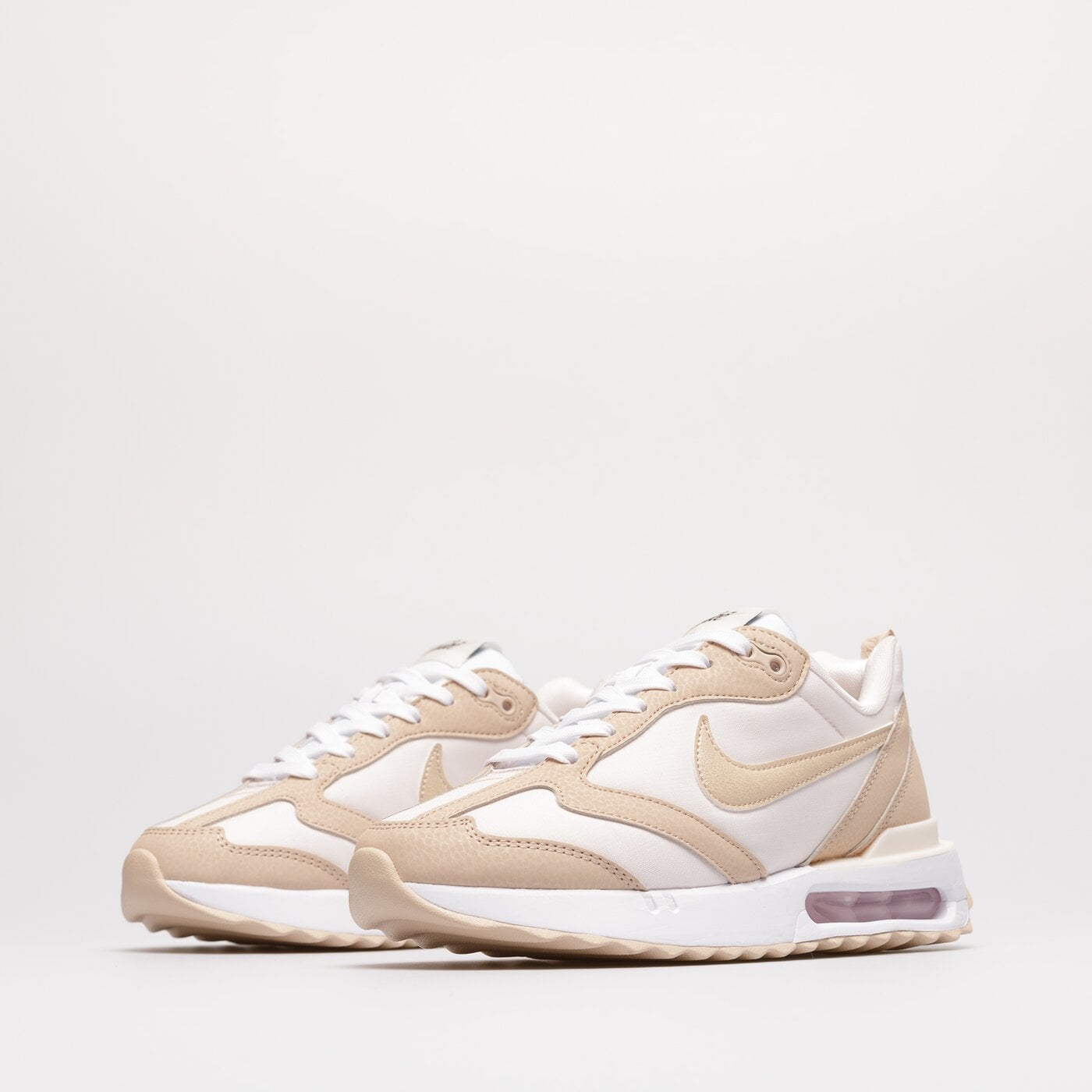 Дамски маратонки NIKE AIR MAX DAWN dr2395600 цвят кафяв