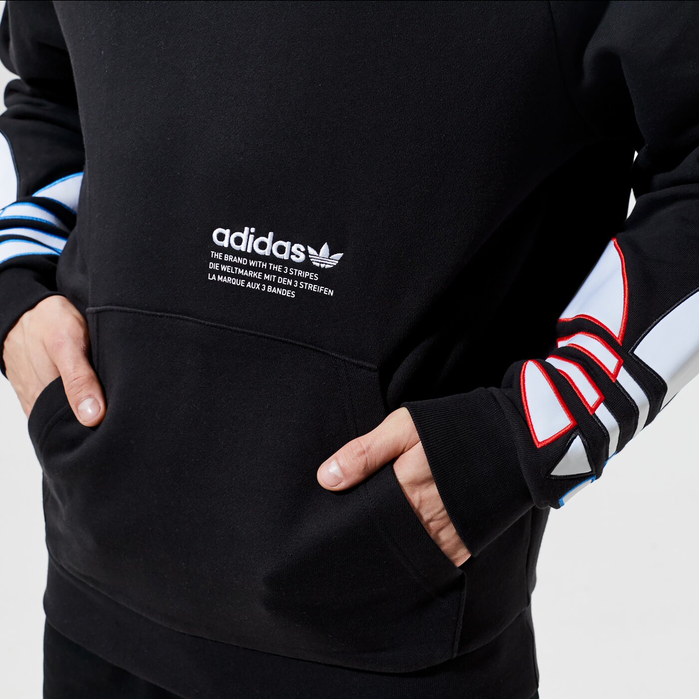 Мъжки суичър ADIDAS  СУИТЧЪР С КАЧУЛКА TRICOL HOODY gn3570 цвят черен