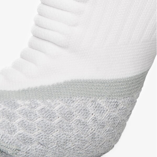 Дамски чорапи NIKE ЧОРАПИ ELITE RUNNING CUSHION QTR sx4850146 цвят бял